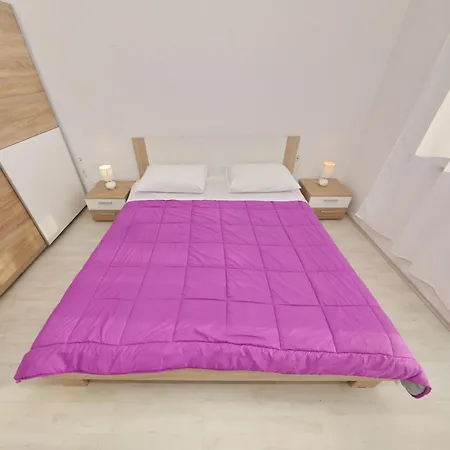 Apartman Mirela Zára